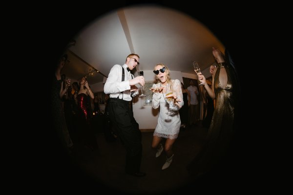 Sebastopol, California, USA Wedding Photographer - The Hendrys